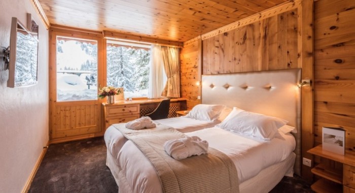 Hotel Les Sherpas, Courchevel 1850 ski chalet, image 3
